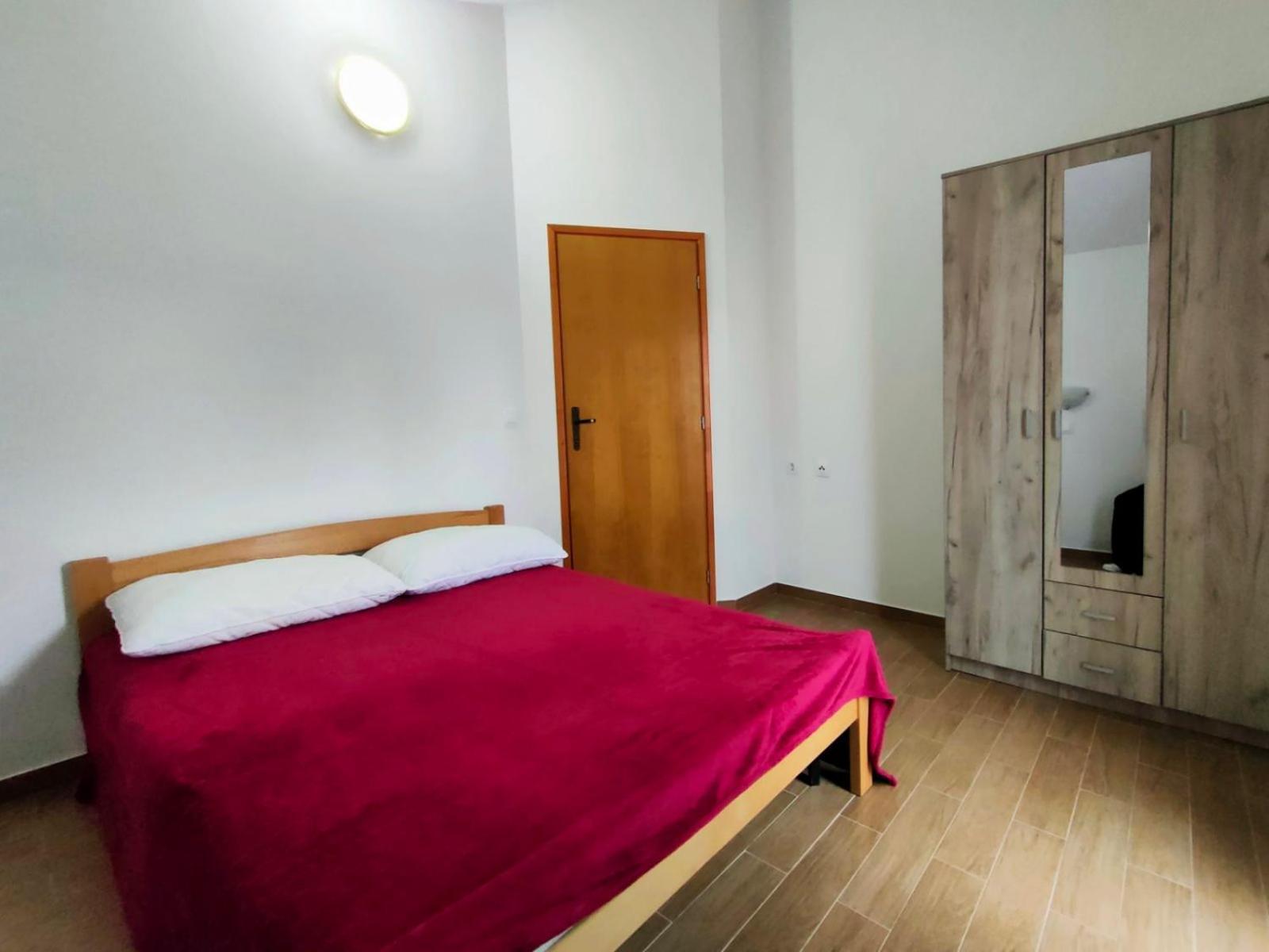 Apartments Zova 梅杜林 外观 照片