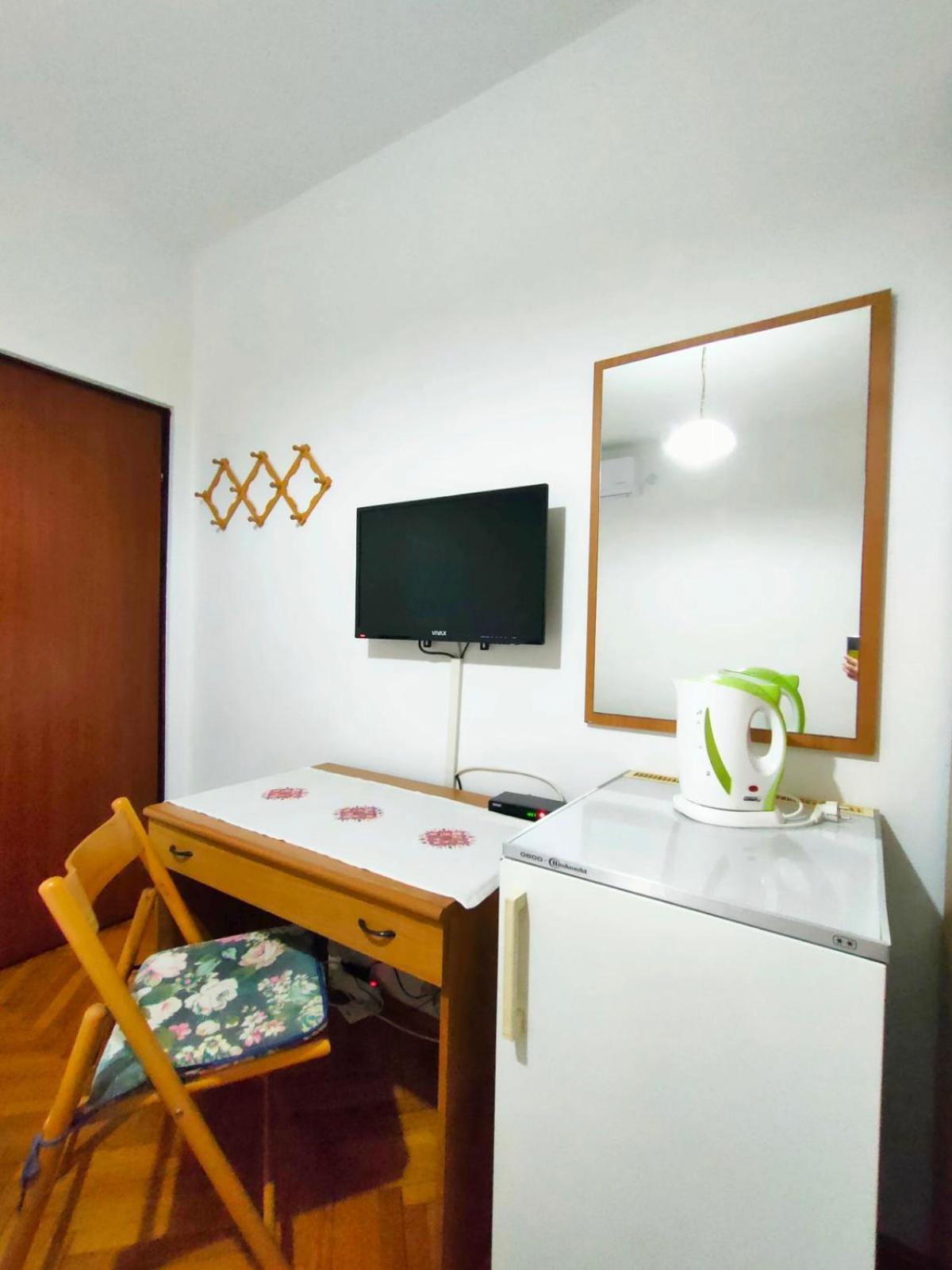 Apartments Zova 梅杜林 外观 照片