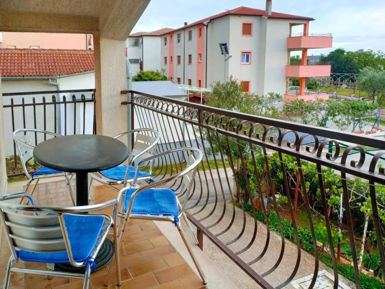 Apartments Zova 梅杜林 外观 照片