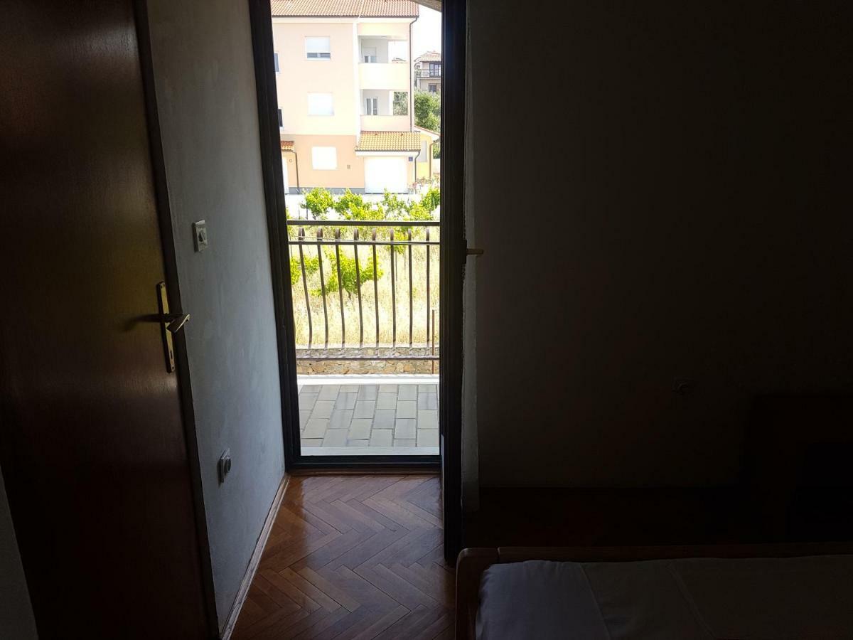 Apartments Zova 梅杜林 外观 照片