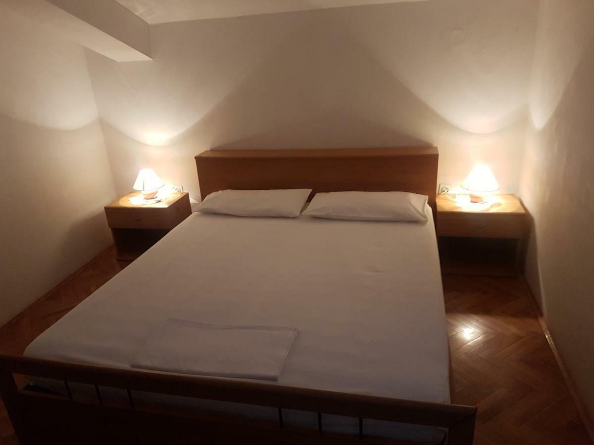 Apartments Zova 梅杜林 外观 照片