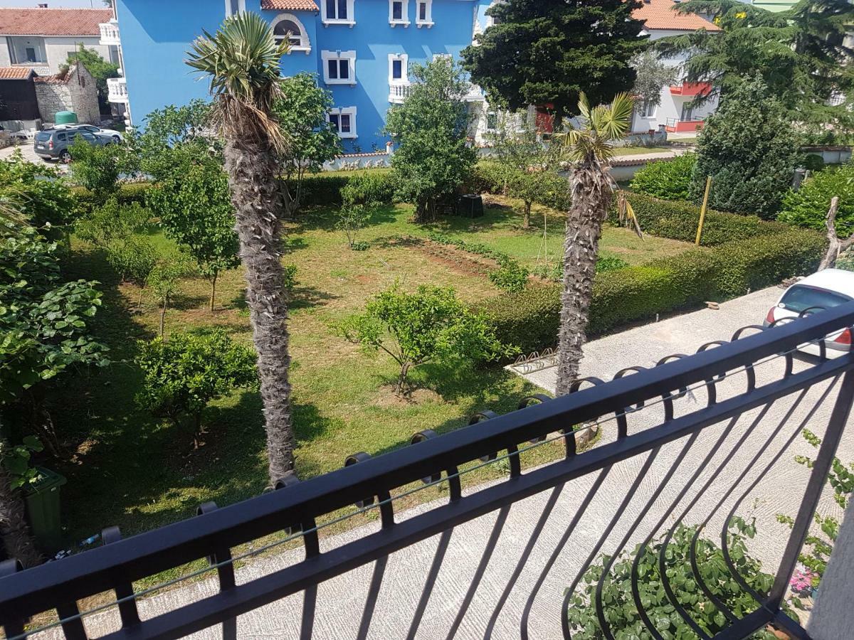 Apartments Zova 梅杜林 外观 照片