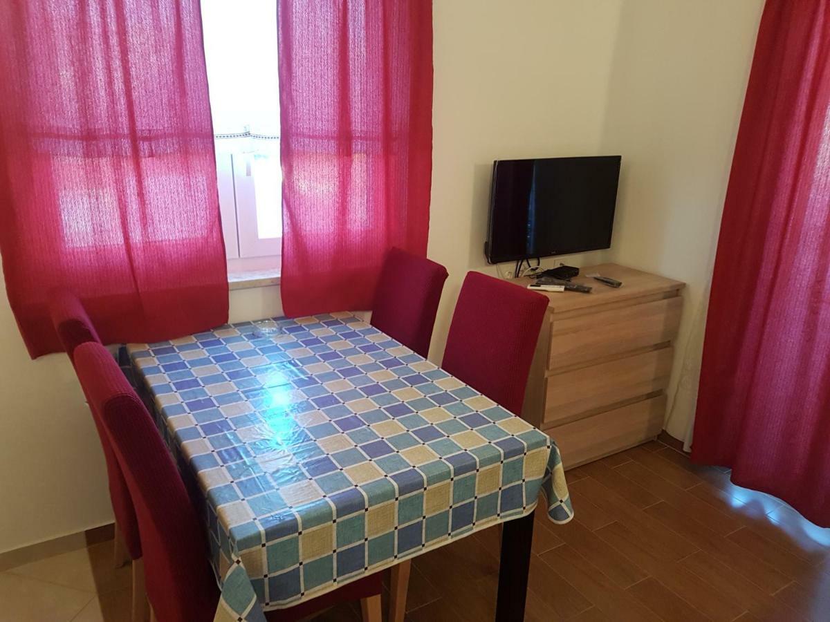 Apartments Zova 梅杜林 外观 照片