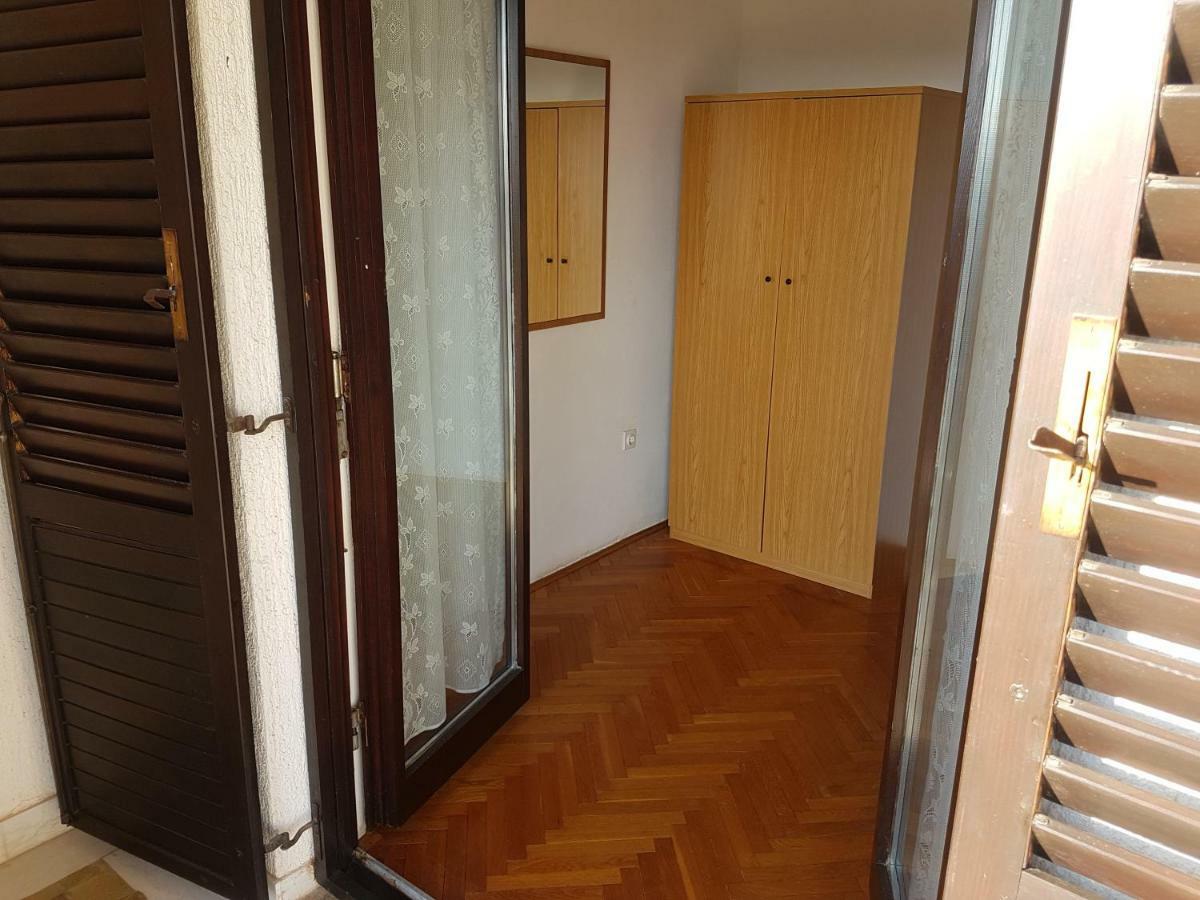 Apartments Zova 梅杜林 外观 照片